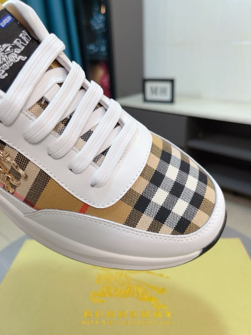 Burberry Low Shoes